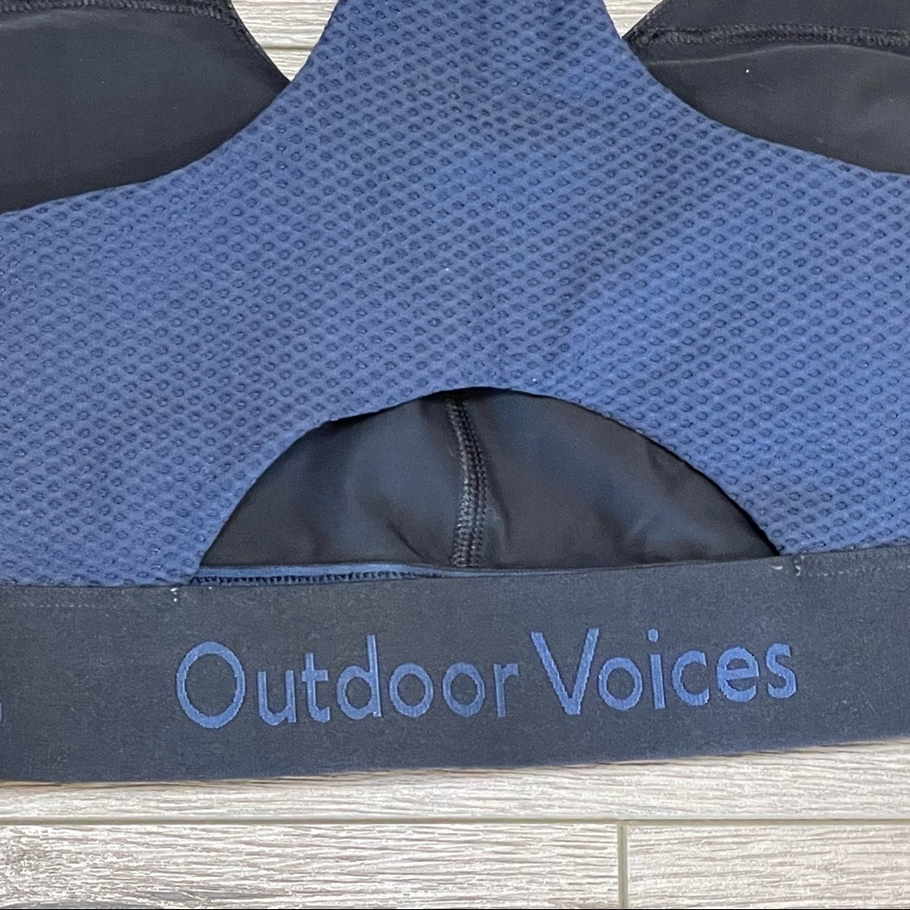 OUTDOOR VOICES Doing Things Sports Bra Black Blue Sz XS Mesh Racerback Yoga. - Picture 5 of 6